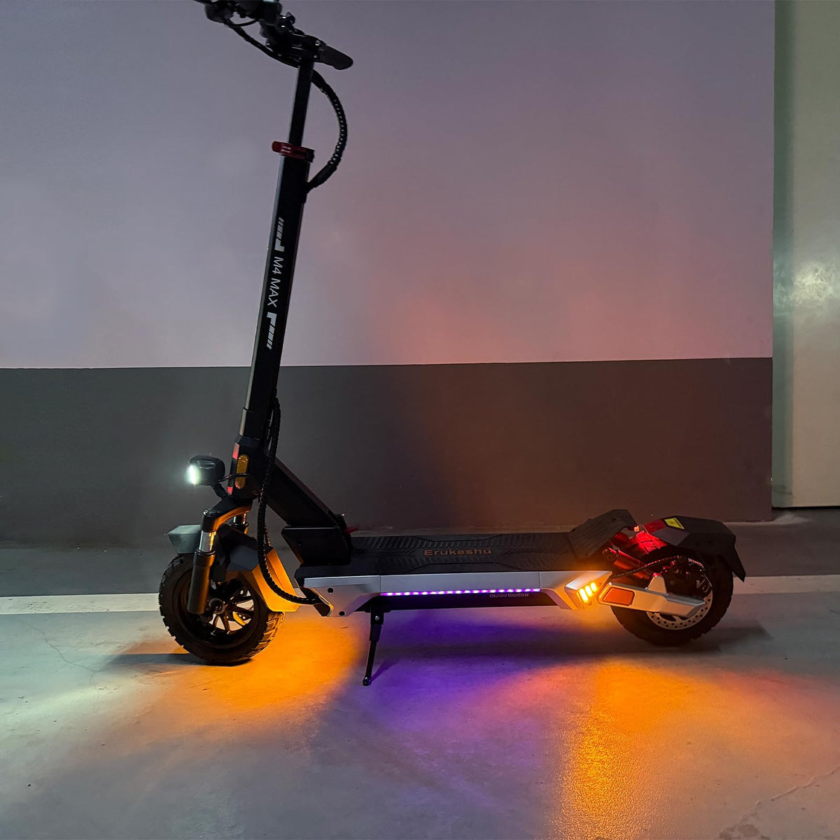 Electric Scooter 1600/4000/6000W Motor 50 Miles Range 10" Off Road Tire Folding E-Scooter with Detachable Seat O248